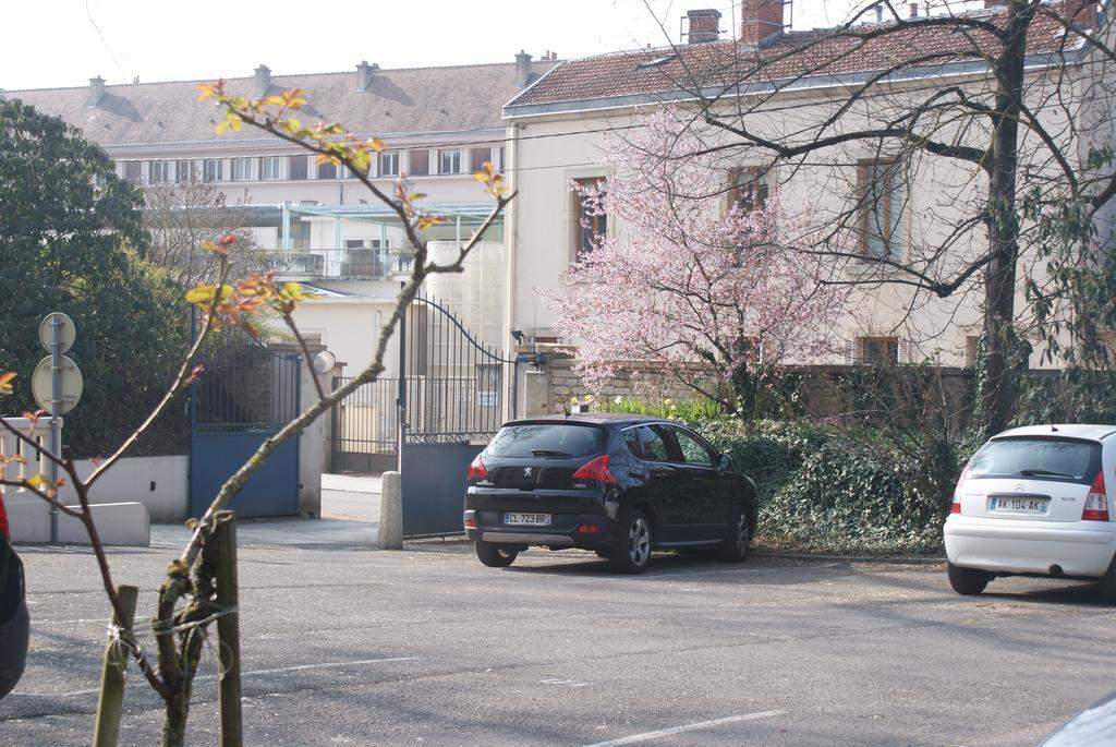 Appartement Le Louvre Dijon Eksteriør bilde
